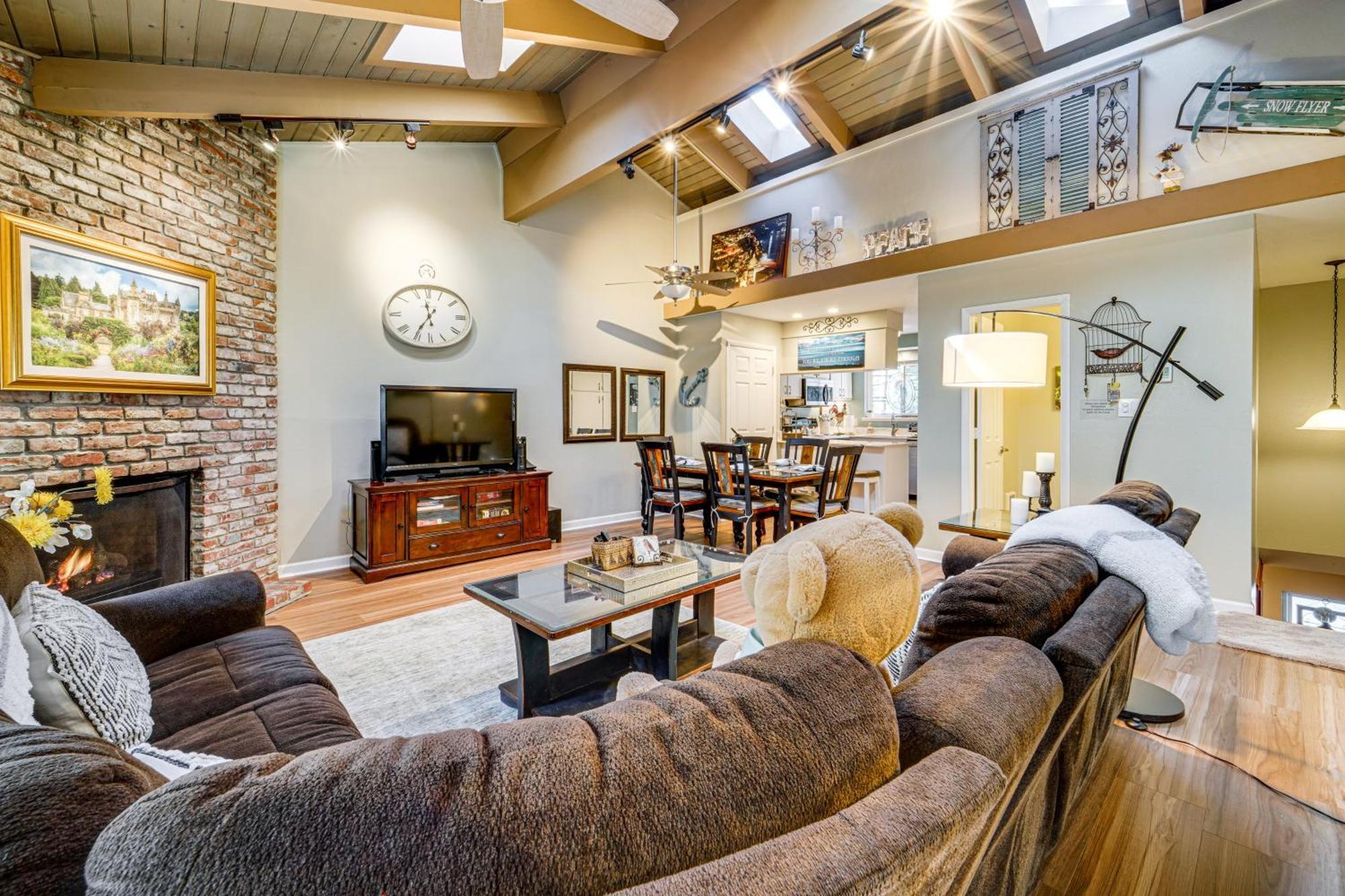 Tahoe Condo About 1 Mi To Diamond Peak Ski Resort! Incline Village Luaran gambar
